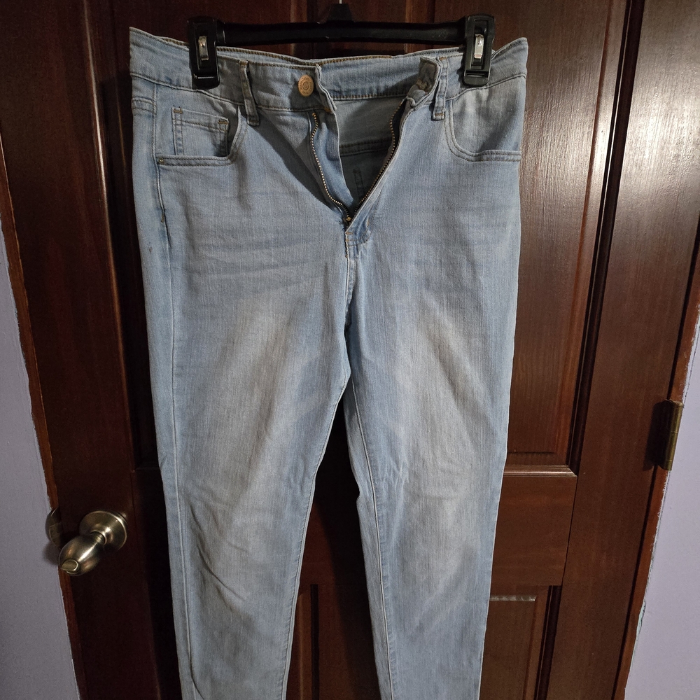 SHEIN Light Wash Blue Skinny Jeans